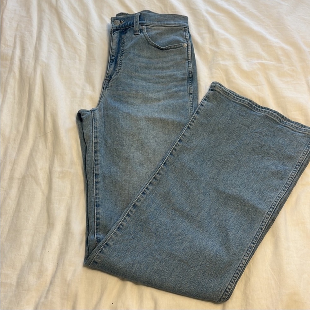 Madewell Flare Knee Rip Jeans - Picture 7 of 9